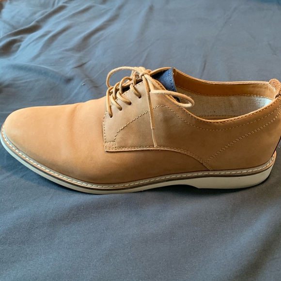 Aldo shoes size 7.5 (Offers are welcome) - Picture 2 of 4